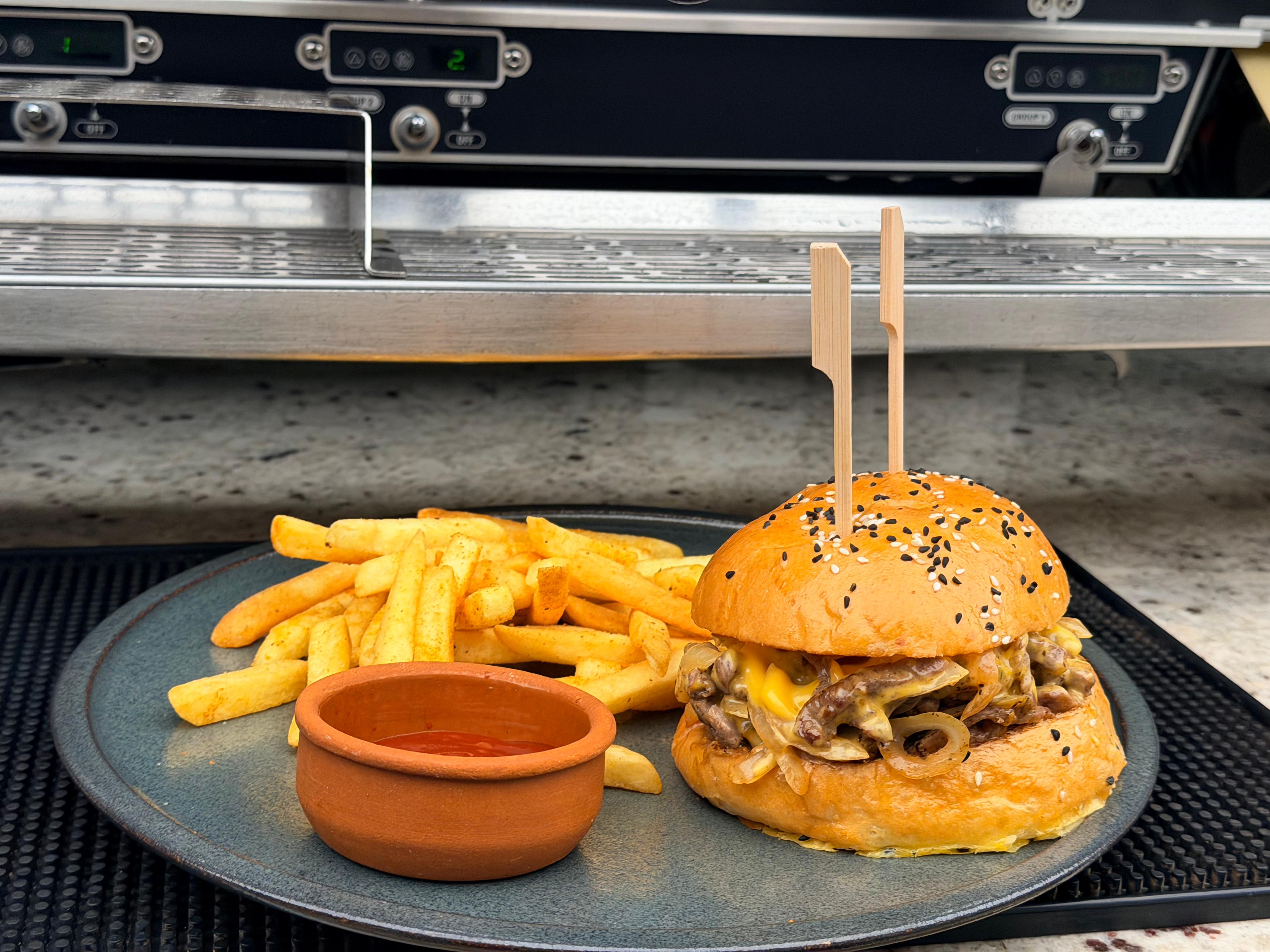 Steak Burger.