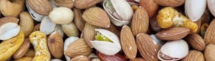المكسرات المحمصة
